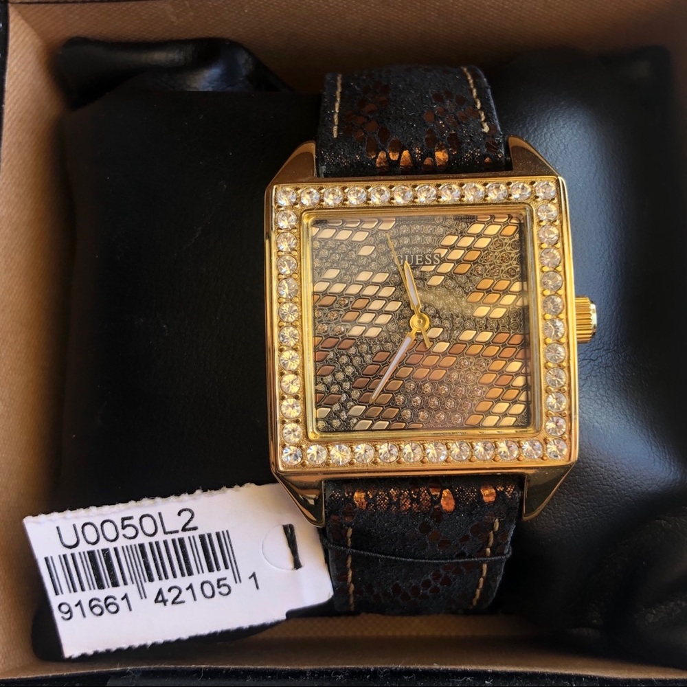 Guess Watch